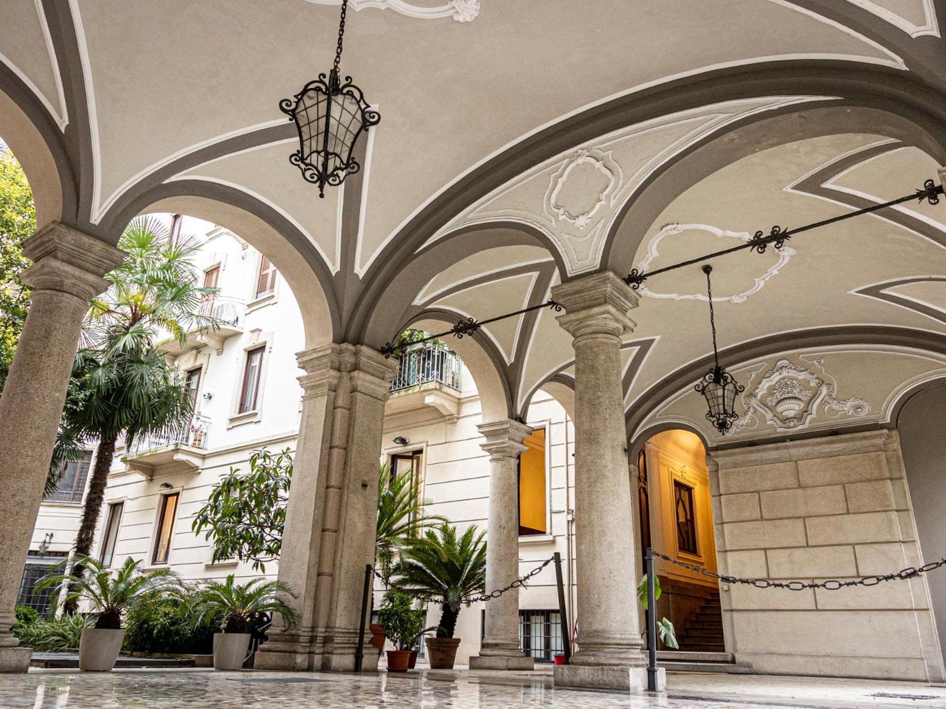 Luxury Sant'Ambrogio Apartment Милан Экстерьер фото
